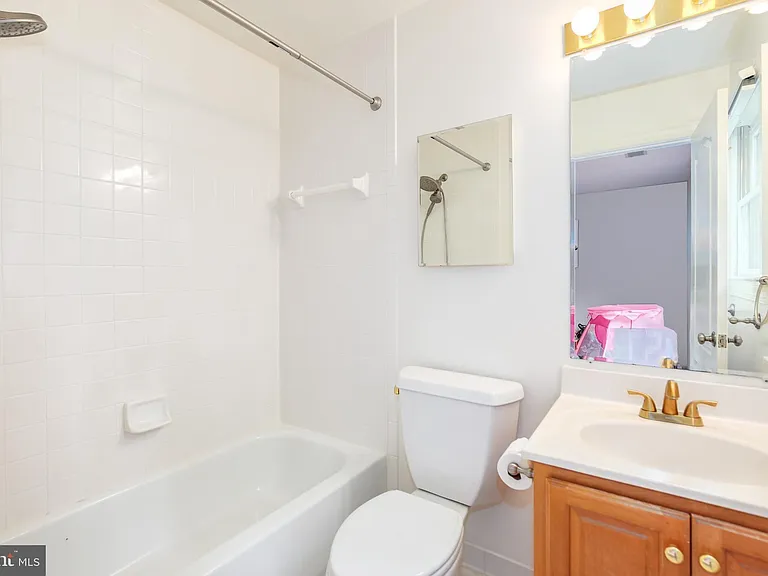 9304 Wildoak Dr — Photo 32