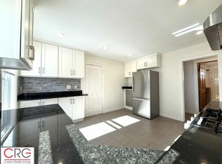 11 Melbourne Ave #1, Newton, MA 02460
