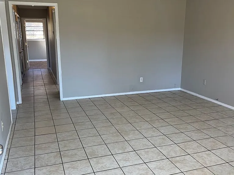 6 Homestead Ter — Photo 2