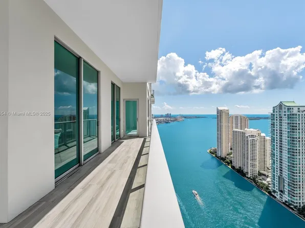 300 S Biscayne Blvd #Penthouse 3902, Miami, FL 33131