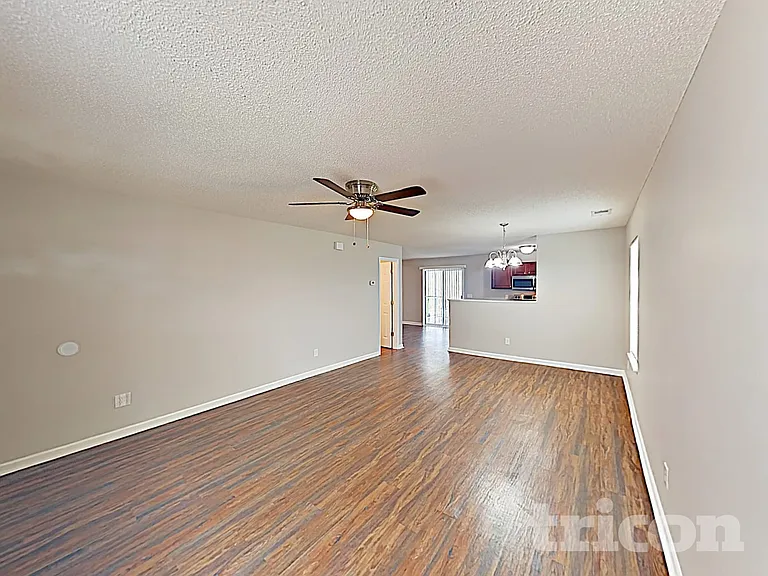 1964 Lake Carolina Dr — Photo 3