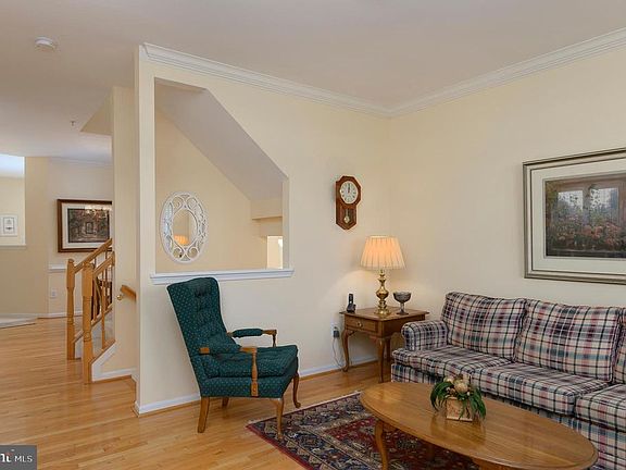 2nd image of 6059 Ivy League Dr