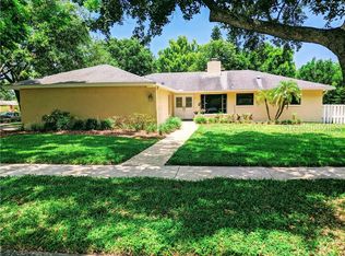 100 Sycamore Ct, Palm Harbor, FL 34683