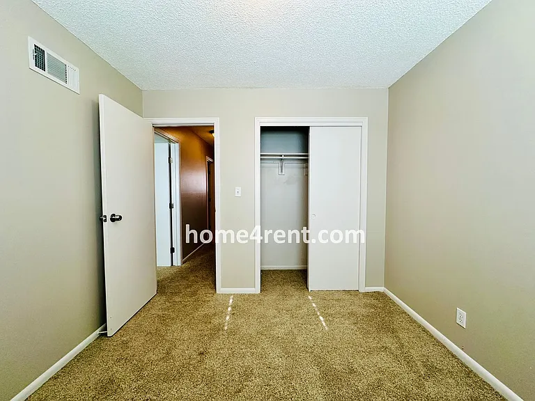 9559 Outlook Dr — Photo 21