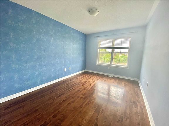 4th image of 10230 Victoria Square Blvd