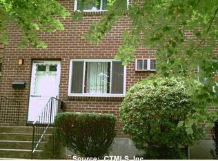 294 Green Rd APT D, Manchester, CT 06042