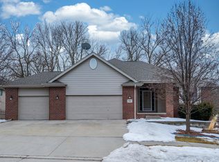 2621 Eagle Ridge Dr, Council Bluffs, IA 51503