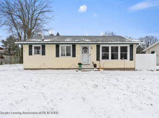 1015 Brad St, Lansing, MI 48911