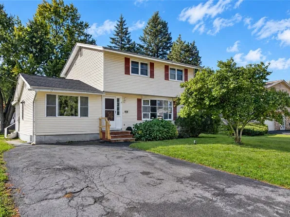 5819 Sutton Dr, Cicero, NY 13039