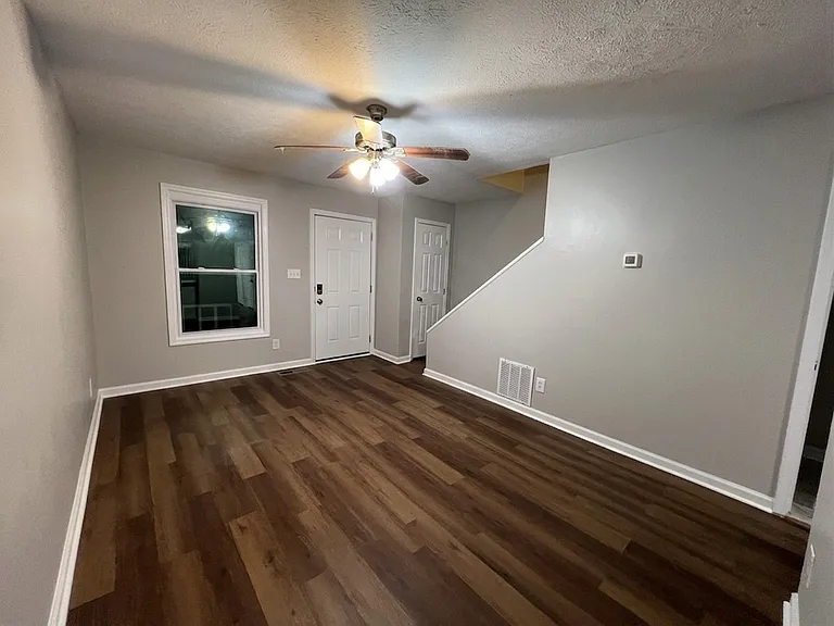 5144 Spring St #4 — Photo 18
