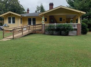 2320 Monroe Ave, Victoria, VA 23974