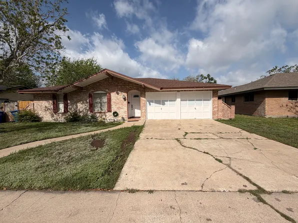 5313 Carriage Ln, Corpus Christi, TX 78415