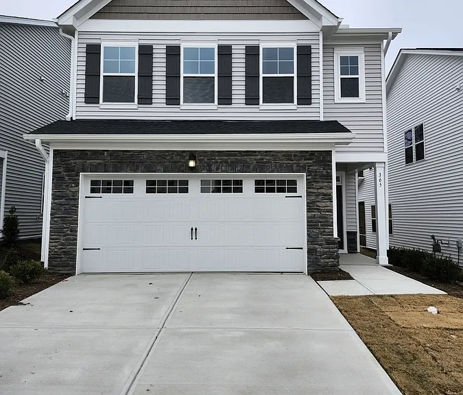 365 Glacier Lake Dr — Photo 1