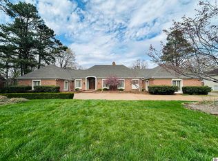 666 Whitney Dr, Paducah, KY 42001