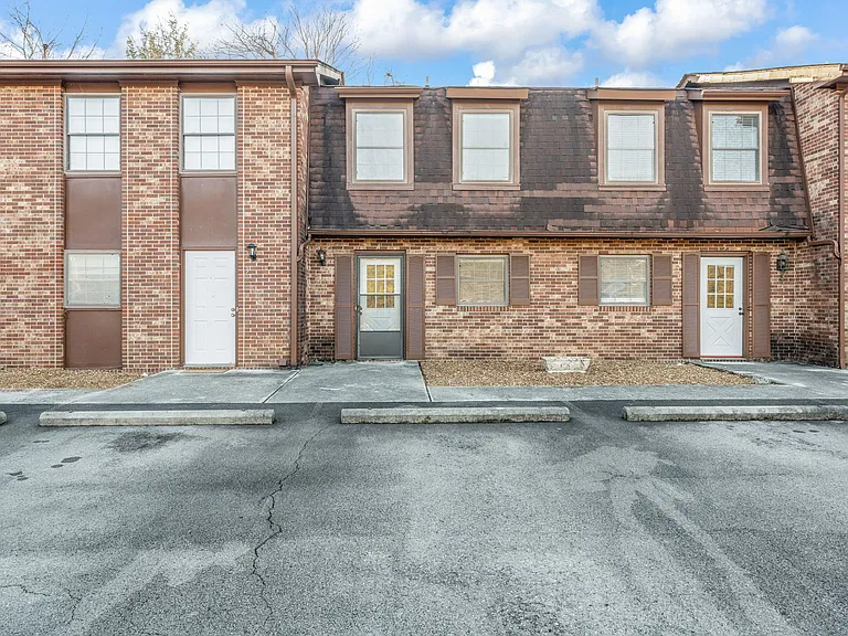 354 Indian Hills Cir #2 — Photo 19