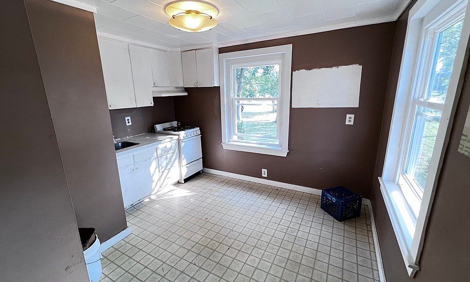 598 Arcade Ave, Seekonk, MA 02771 Zillow