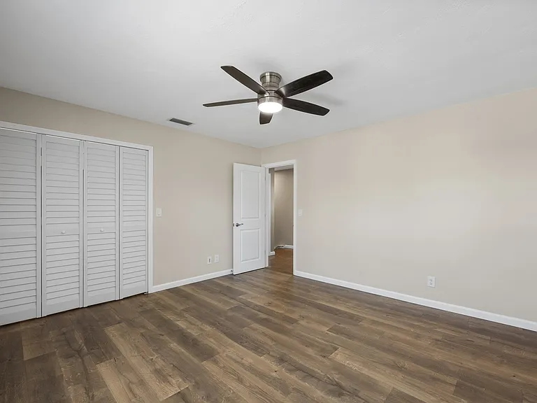 4038 Harrisburg St NE — Photo 29