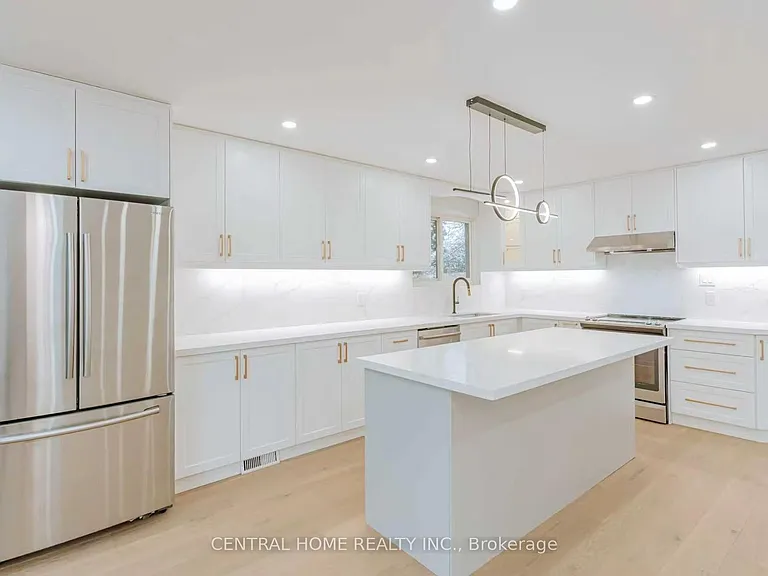 47 Sherwood Forest Dr #MAIN — Photo 10