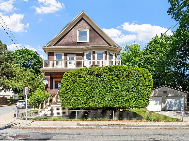 61 Warren St #2 — Photo 35