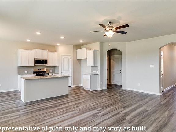2nd image of 1641 Reserve Dr