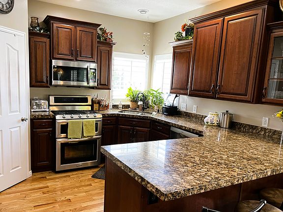 Updated Cabinets and Countertop