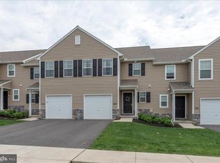 340 Cedar Run Dr, York, PA 17404