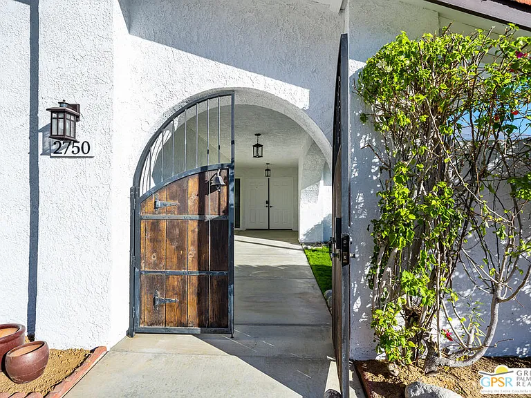 2750 E Vincentia Rd — Photo 13