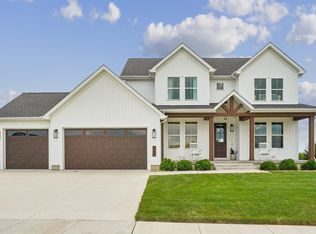 5307 Fernwood Dr, Cedar Falls, IA 50613