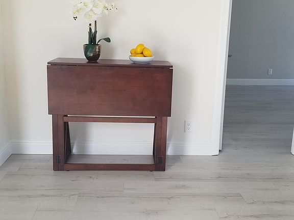 5th image of 4800 Bayview Dr APT 706