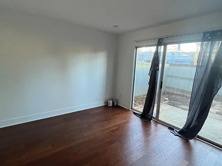 2038 Atherton Heights Ln — Photo 8