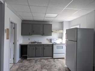 14 Church St #5, Moosup, CT 06354