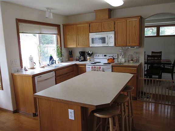 4th image of 5314 N 37th St