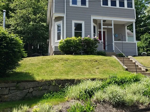 12 William St, Fitchburg, MA 01420