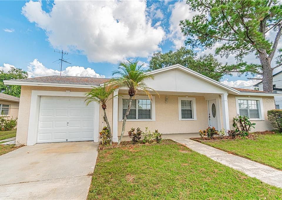 1st image of 4805 Wynwood Dr