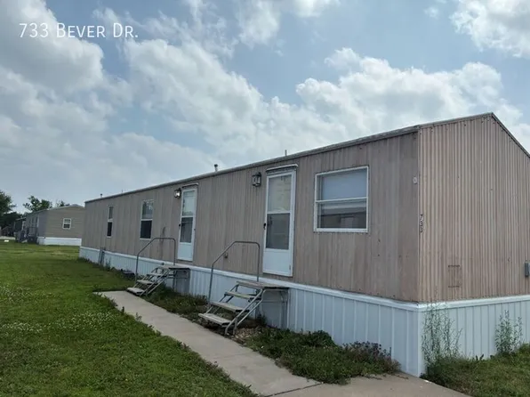 733 E Bever Dr, Towanda, KS 67144