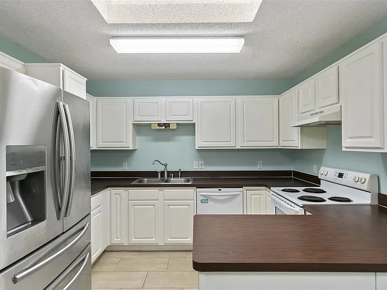6324 Fern Meadow Dr — Photo 8