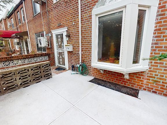 3rd image of 67-45 Harrow St #1
