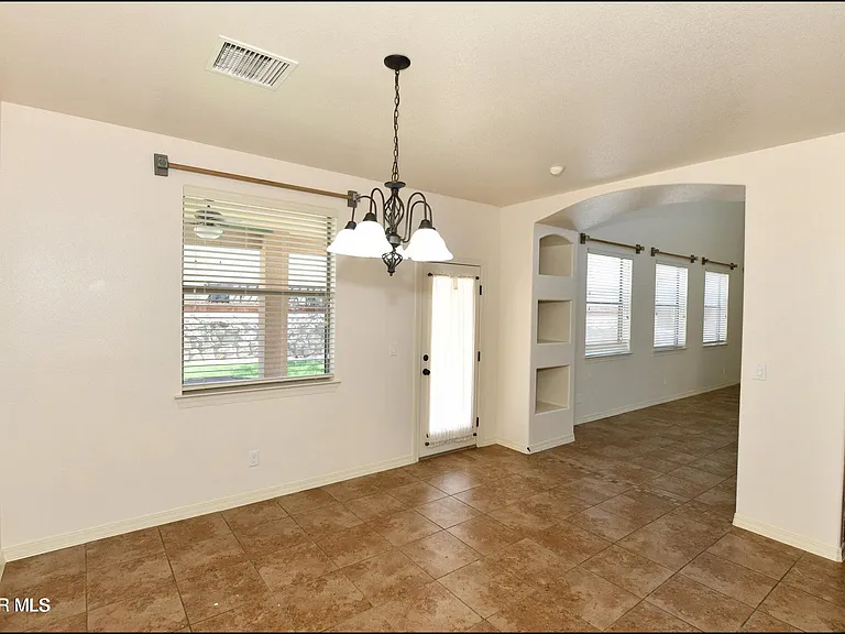 14309 S Cave Ave — Photo 14