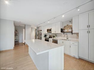 70 W Huron St APT 302, Chicago, IL 60654