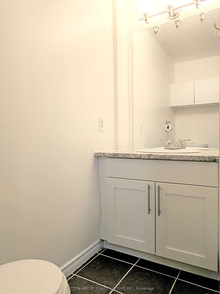 Kitchener House for rent - 3 Bedrooms — photo 7
