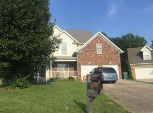 4704 Vinecliff Pl, Louisville, KY