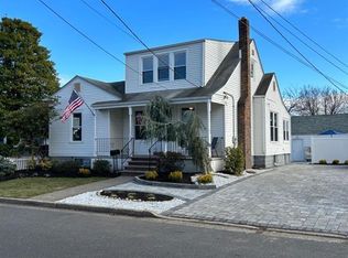 22 Florence St, Edison, NJ 08817