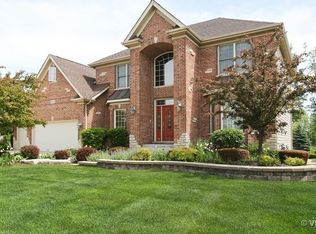 13203 S Skyline Dr, Plainfield, IL 60585