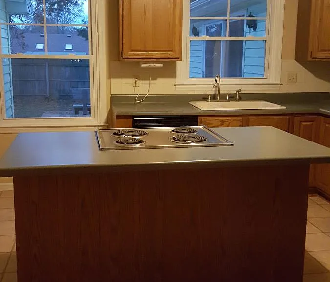 7036 Green Forest Dr — Photo 2