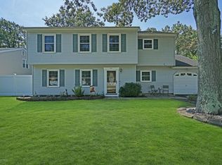1944 Powder Horn Rd, Toms River, NJ 08755
