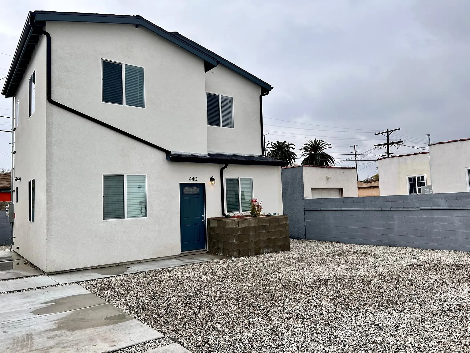 3 bed, 2.5 bath, 1200 sqft, $3,650 — Photo 2