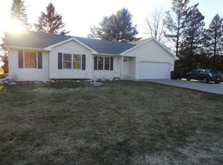 N6615 Birch Rd, Elkhorn, WI 53121