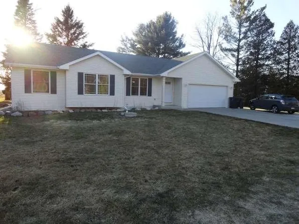 N6615 Birch Rd, Elkhorn, WI 53121