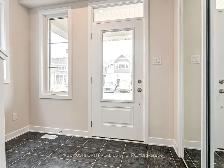 623 Terrier Cir — Photo 3