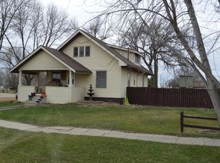 125 2nd St, Mellette, SD 57461